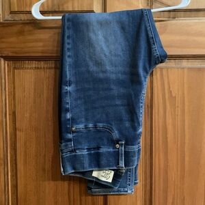 Women’s Blue Jeans